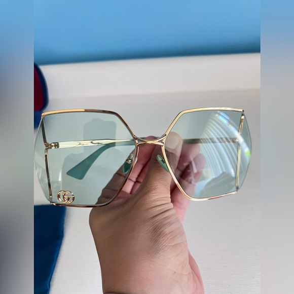 Gucci GG0817S 003 Gold/green 65-17-140 Sunglasses - Picture 9 of 16